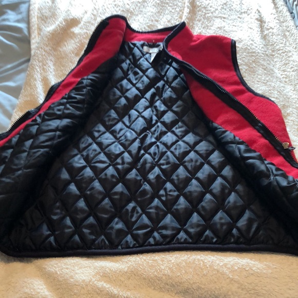 Fleece vests - Picture 2 of 6